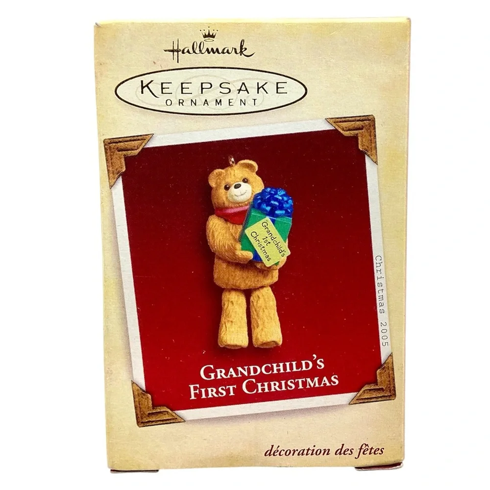 Hallmark 2005 “Grandchild’s First Christmas” Christmas Ornament